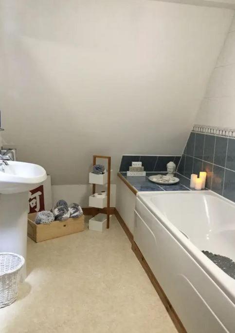 Fabulous Top Floor Apartment In Inverness Bagian luar foto